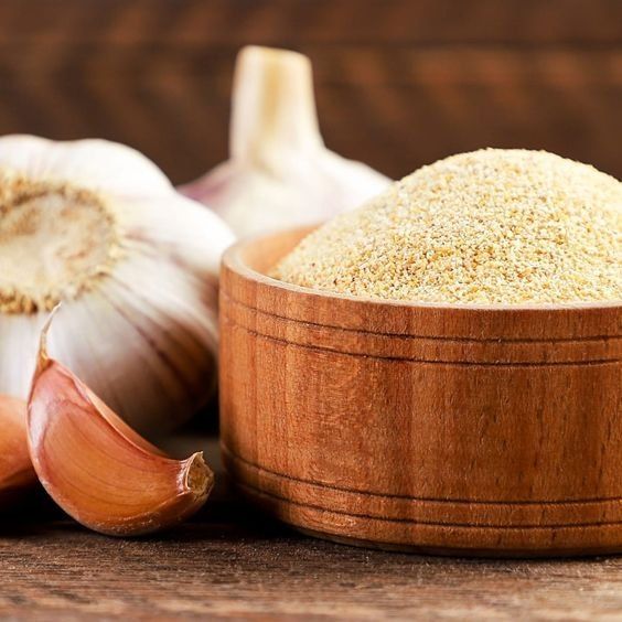 Dehydrated garlic powder